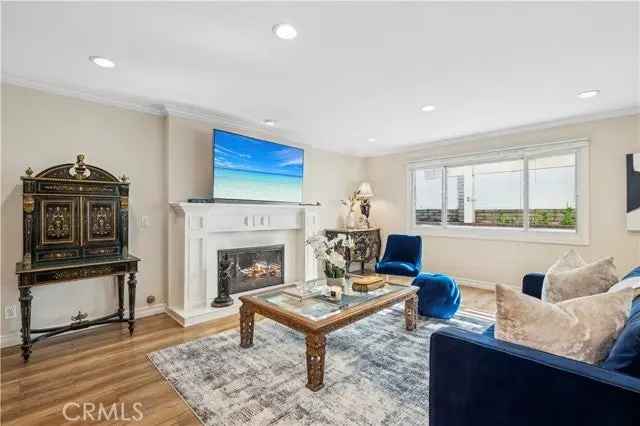 House For Sale in 1632, Indus Street, Newport Beach, California