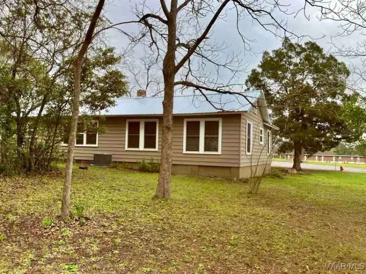 House For Sale in 504, Brown Street, Opp, Alabama