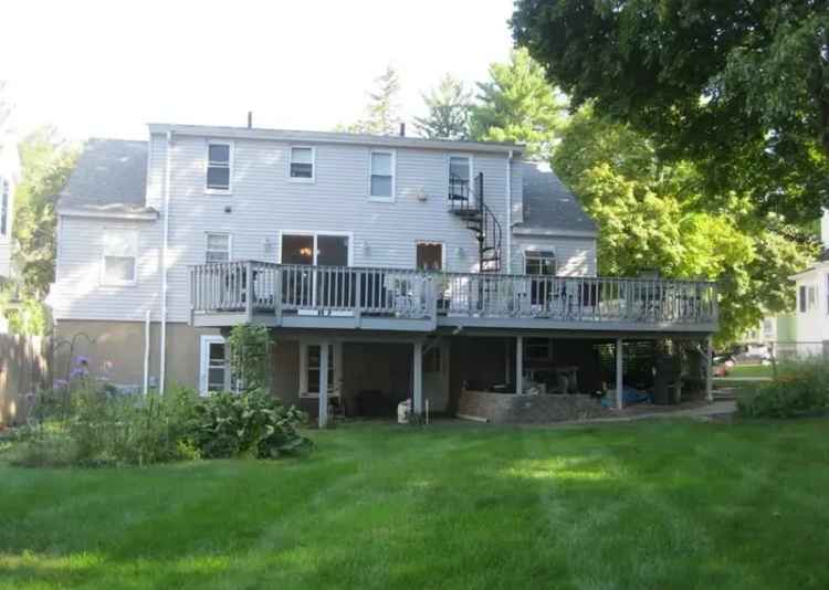 Rent Cozy 2 Bedroom Apartment in Marlborough with Spacious Backyard