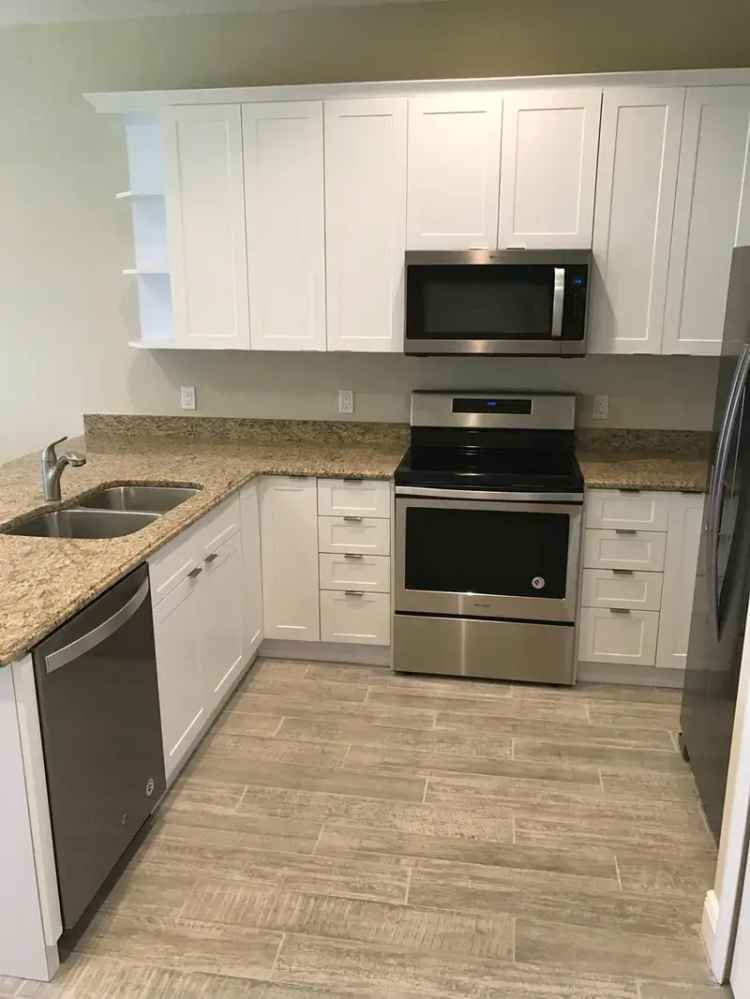 Rent Apartment Unit in Punta Gorda with Modern Features and Amenities