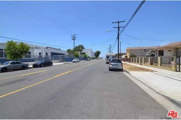 House For Sale in 1461, West 108th Street, California