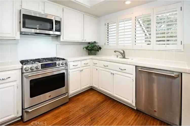 House For Sale in 27, Tiburon Court, Manhattan Beach, California