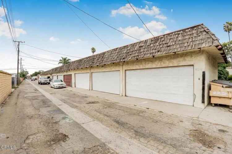 Rent 4-plex in Oxnard Spacious 3 Bedroom Unit with Great Amenities