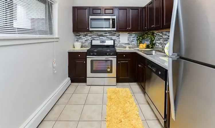 Rent Riverside Towers Apartments Near Rutgers University with Great Amenities