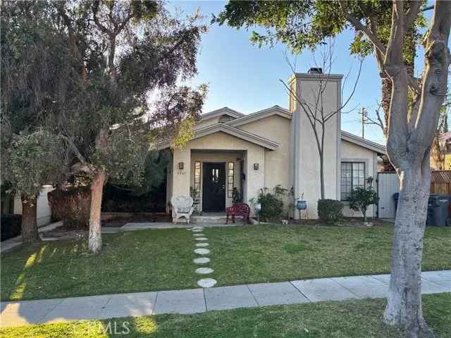 House For Sale in 1965, Saint Louis Avenue, Signal Hill, California