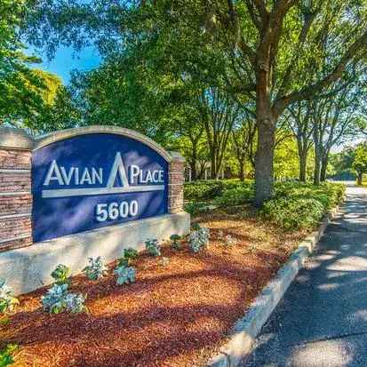 Rent Apartments at Avian Place with 1 2 3 Bedrooms in Tranquil Atmosphere