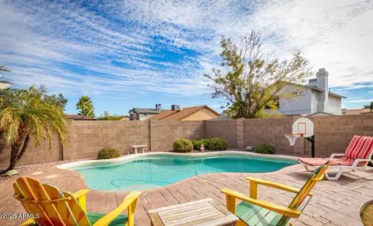 Paradise Backyard Home No HOA Updated Kitchen Pool