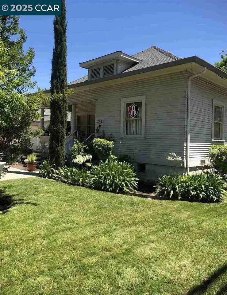 House For Sale in 2244, Almond Avenue, Concord, California