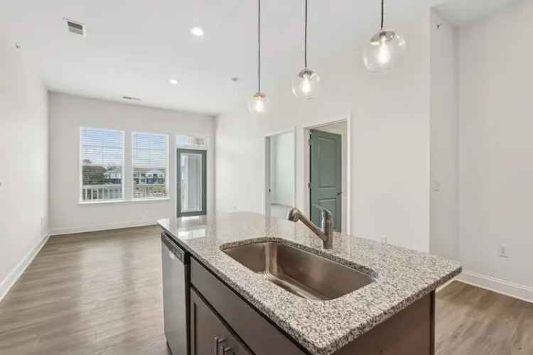 Rent Modern Apartments in Leland with Luxury Amenities