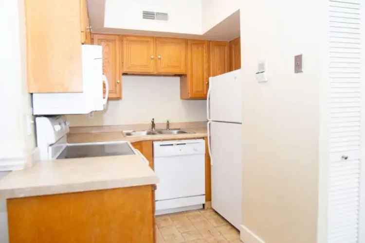 Rent Apartment Unit in Downtown Salt Lake with 2 Bedrooms and 2 Baths