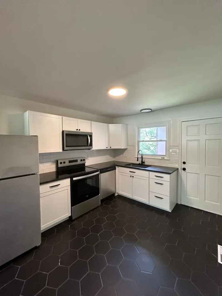 Rent Family Friendly Apartment with Updated Kitchen Near Wake Forest University