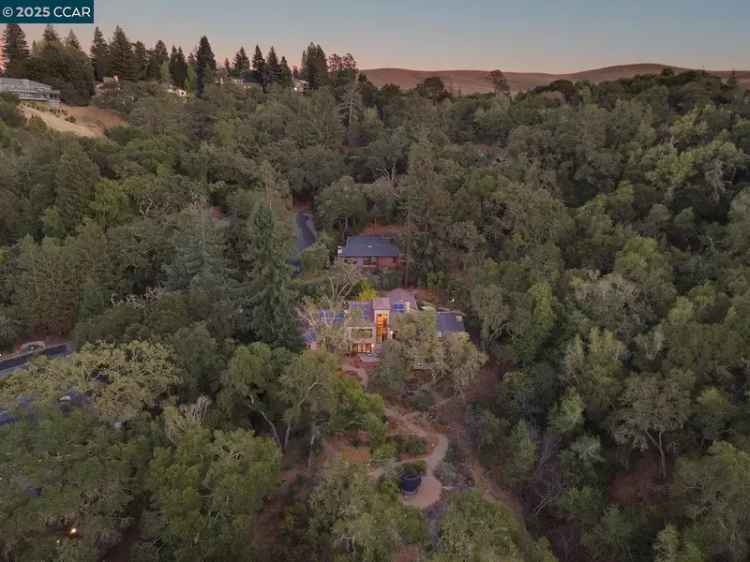 House For Sale in 691, Old Jonas Hill Road, Lafayette, California