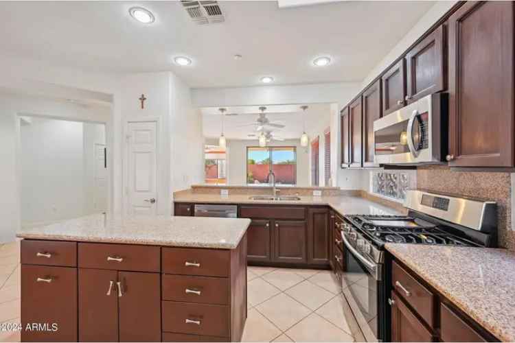 Buy House in Anthem Country Club with Luxurious Features