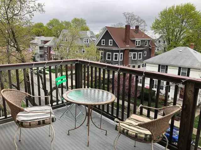 4 Bedroom Apartment for Rent in Providence with Modern Features