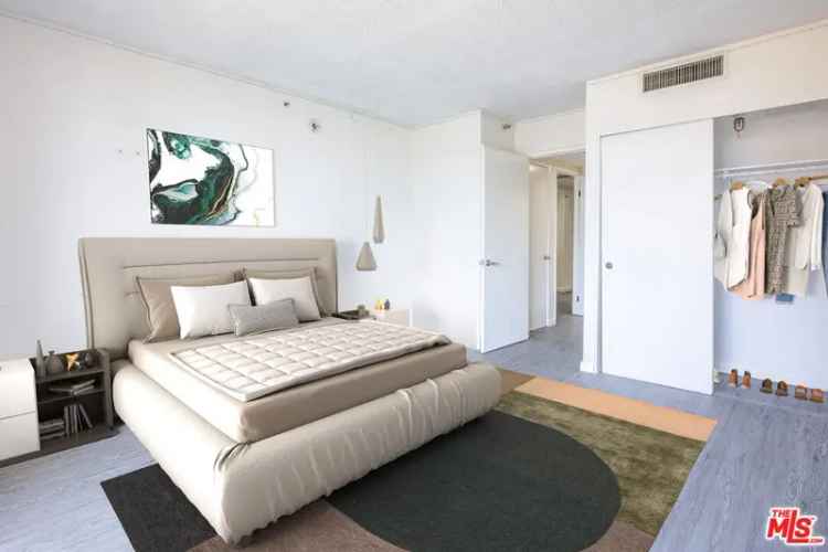 House For Sale in 600, West 9th Street, Los Angeles, California