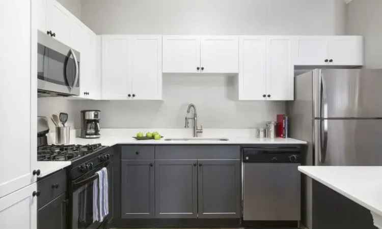 Rent Luxury Apartments in Marlborough MA with Community Amenities