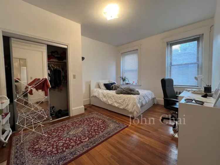 Rent Two Bedroom Apartment in Allston with Spacious Layout and High Ceilings