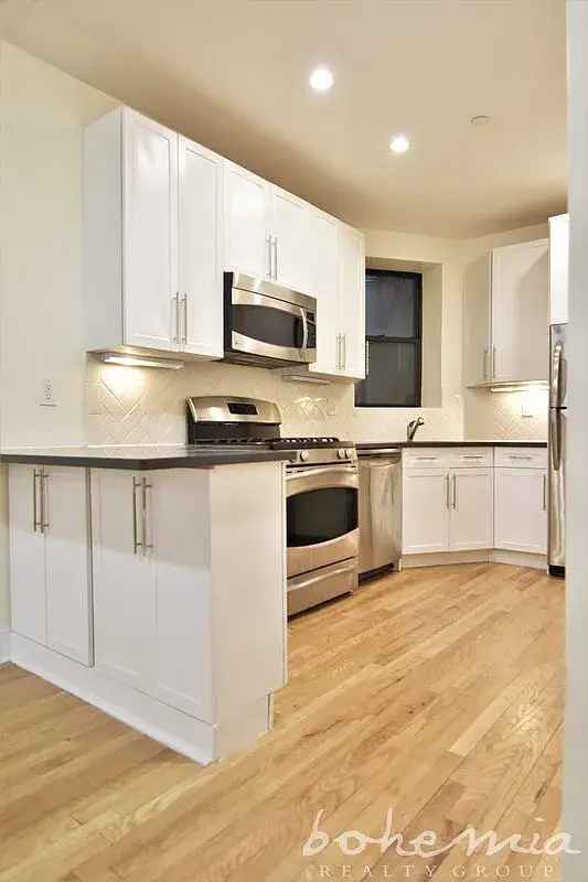 Rent Apartment Unit in South Harlem with Washer Dryer and Outdoor Space