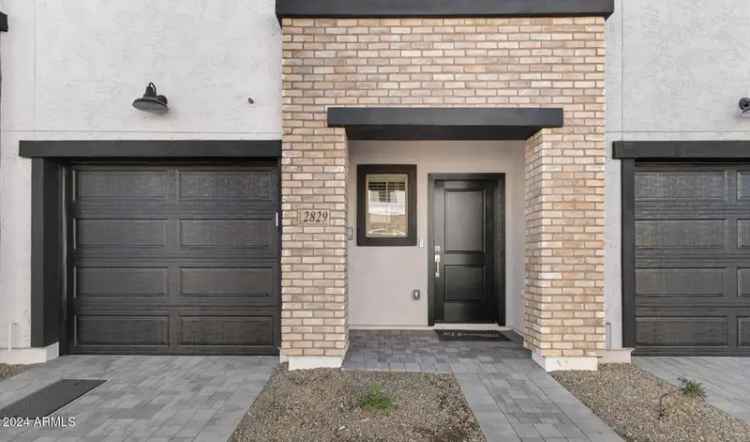 Buy Townhome in 17 North Community with Unique Aquila Floorplan