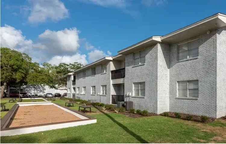 Rent 1 or 2 Bedroom Apartments in Fort Walton Beach with Great Amenities