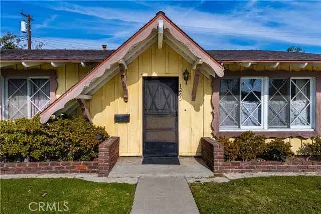 House For Sale in 1265, West Catalpa Avenue, Anaheim, California