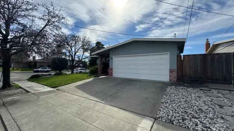 Rent Charming Upgraded Single Family Home with Backyard in Convenient Location