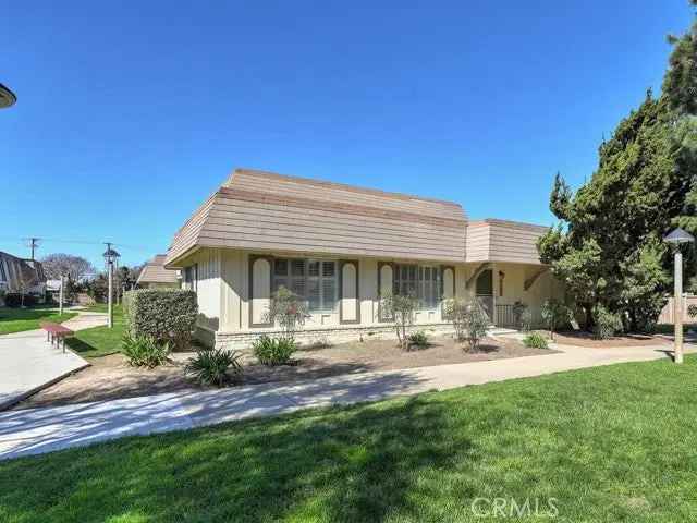 House For Sale in 4017, Via Encinas, Cypress, California