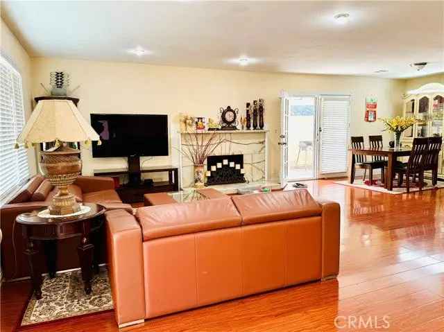 House For Sale in 11101, Faye Avenue, Garden Grove, California