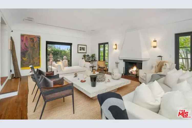 House For Sale in 7939, Hillside Avenue, Los Angeles, California