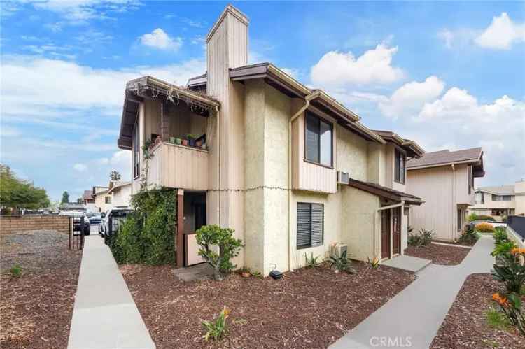 House For Sale in 23192, Saguaro Street, Lake Forest, California