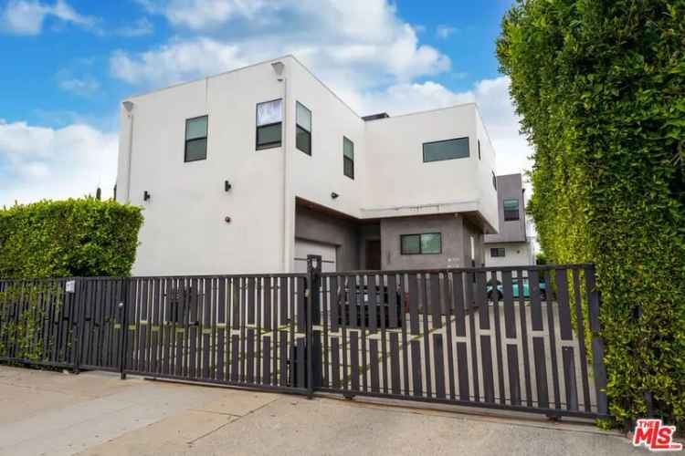 House For Sale in 1805, South Longwood Avenue, Los Angeles, California