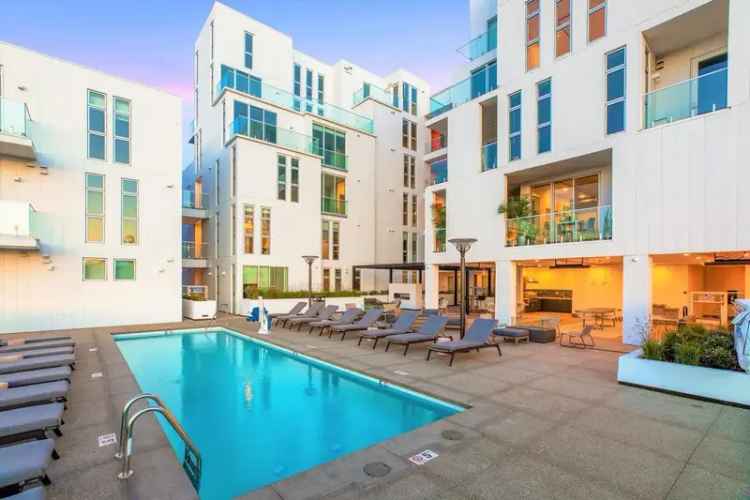 Rent Apartment in Marina del Rey with Contemporary Amenities