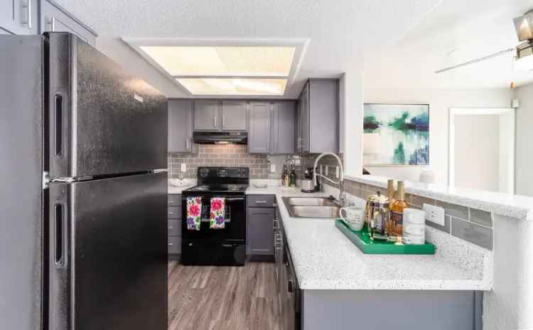 Rent Stylish Apartments in Sunrise Manor Las Vegas with Modern Amenities