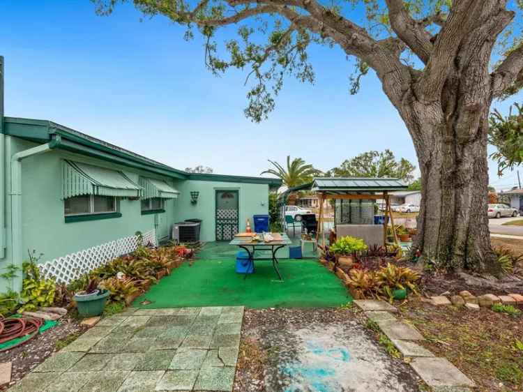 House For Sale in 1000, Dartmouth Drive, Bradenton, Florida