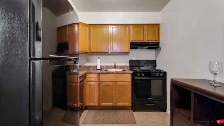 Rent Congress Apartment Homes in Allentown PA with Amenities