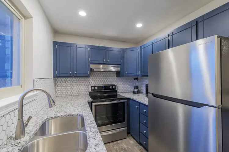 Rent Charming 2 Bedroom Condo Near Downtown Denver with Utilities Included