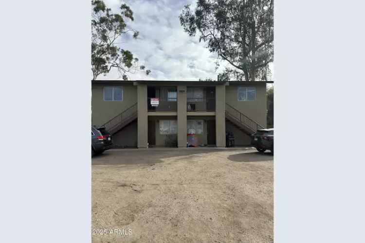 Rent 4 Unit Property in Glendale with Laundry Room and Upgrades