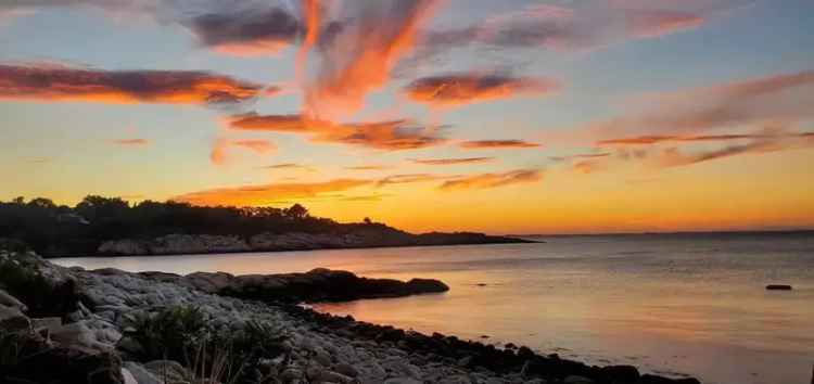 Rent Townhouse Direct Oceanfront in Folly Cove with Amazing Views