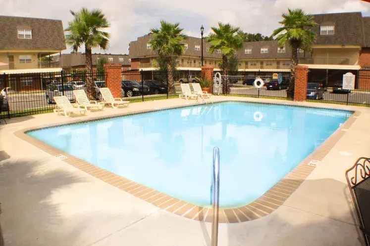 Rent Apartments in Lafayette with Spacious Floor Plans and Amenities