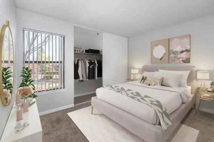 Rent Spacious Apartments at Vista Oaks in Martinez CA with Modern Features