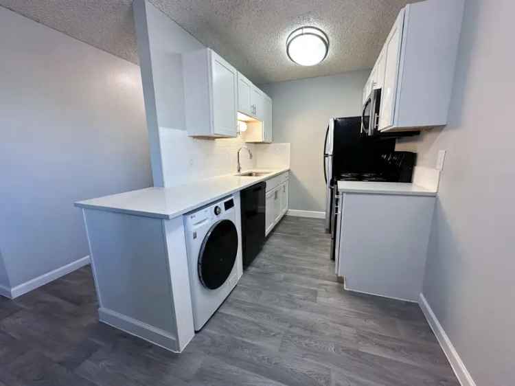 Rent Spacious Apartments in Arvada with Modern Amenities