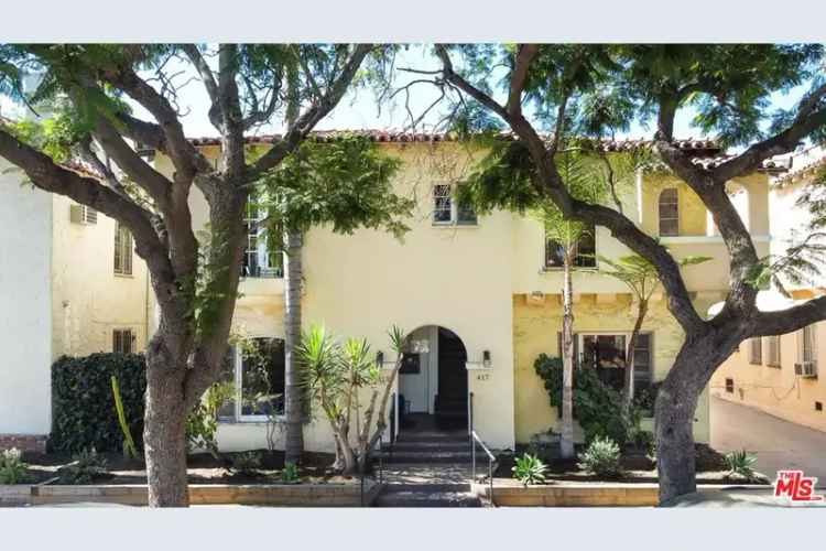 Buy classic fourplex in Beverly Grove with modern amenities