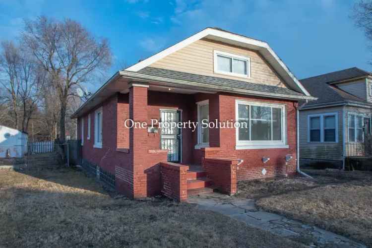 House for Rent 3 Beds 1 Bath with Bonus Area and Basement