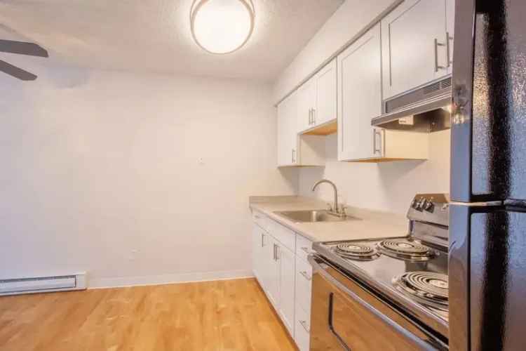 Rent Apartments in Milwaukie with Superior Amenities and Urban Convenience