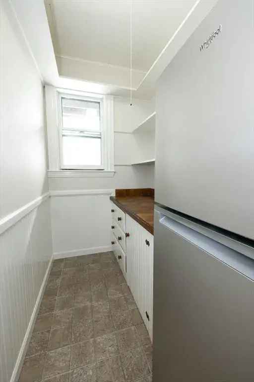 Rent Charming Apartment Unit in Roslindale with Timeless Elegance