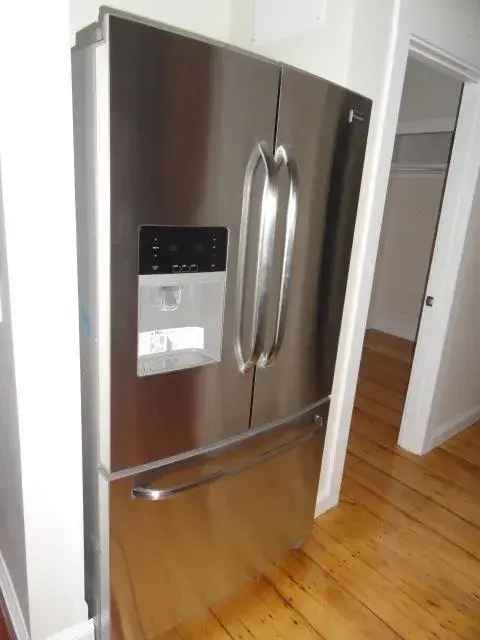 Rent Apartment Unit in Great Location with Modern Features