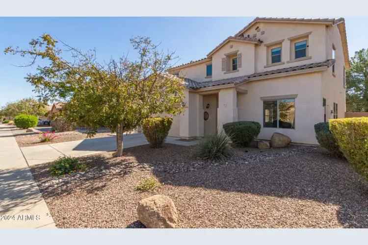 Buy Home with Pool in Central Arizona Near I-10