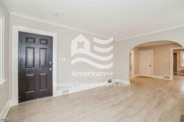 Rent 2 Bedroom Home in American Avenue with Pet Friendly Features