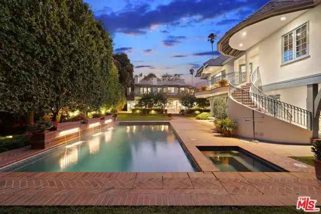 House For Sale in 188, North Carmelina Avenue, Los Angeles, California