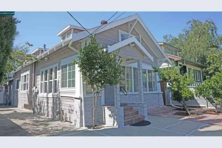 House For Sale in 3801, Magee Avenue, Oakland, California